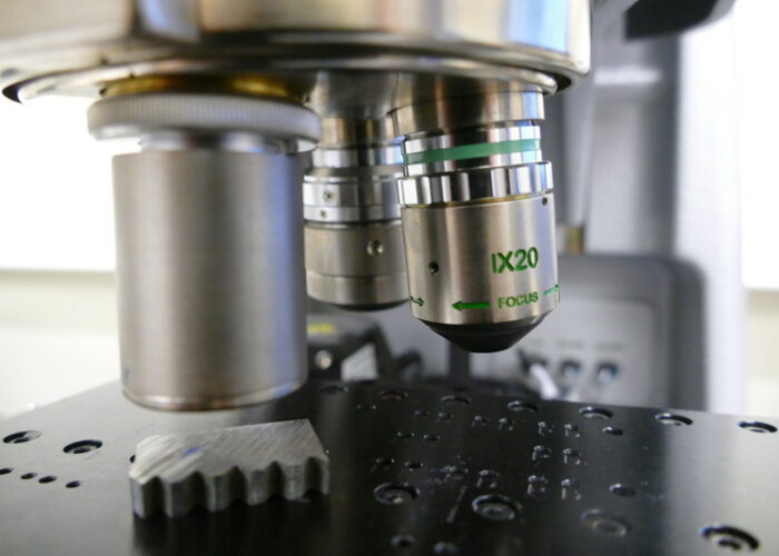 Materials characterisation using optical profilometry